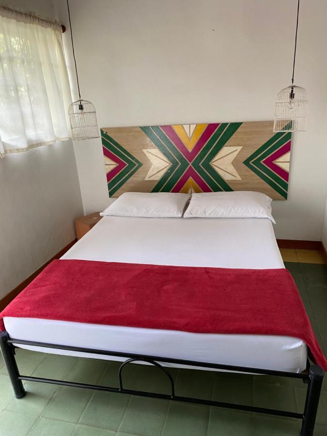 Hostal Casa Estacion Medellin Bagian luar foto