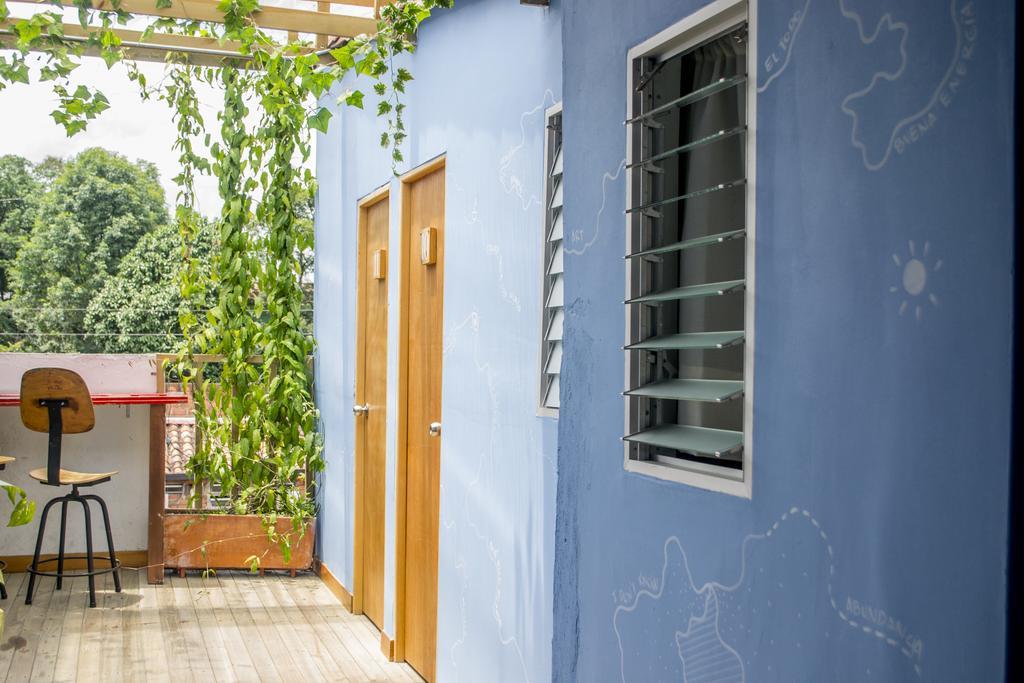Hostal Casa Estacion Medellin Bagian luar foto